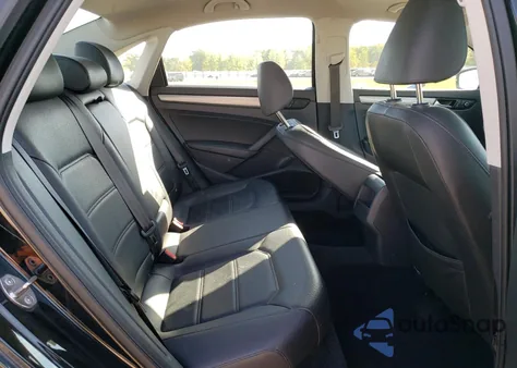 2015 Volkswagen Passat S из США, поврежденный, VIN 1VWAT7A30FC115960